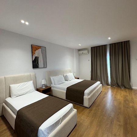 Orchids Hotel Sarande Exterior photo